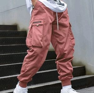 Men's flap pocket cargo pants, NEVER Worn